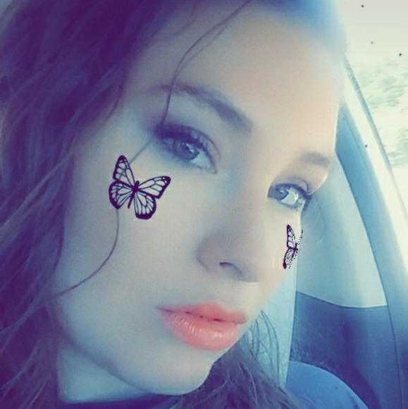 Meet your Posher, Brenda - Picture 10 of 16